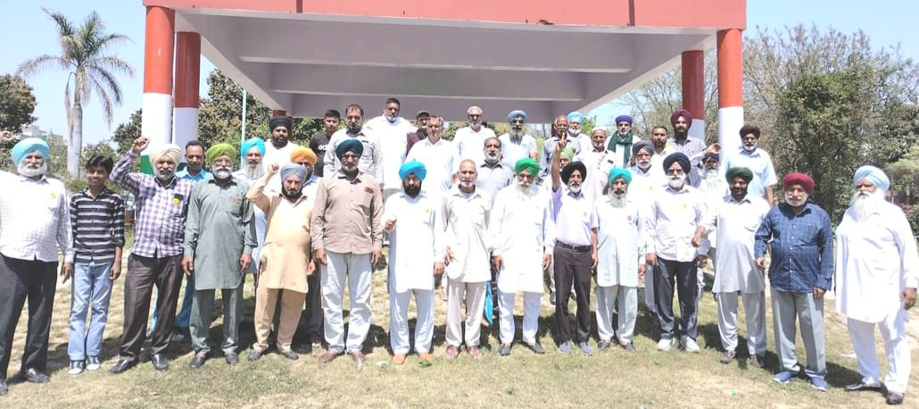 Kirti Kisan Union held a meeting at Barandri Bagh Nawanshahr